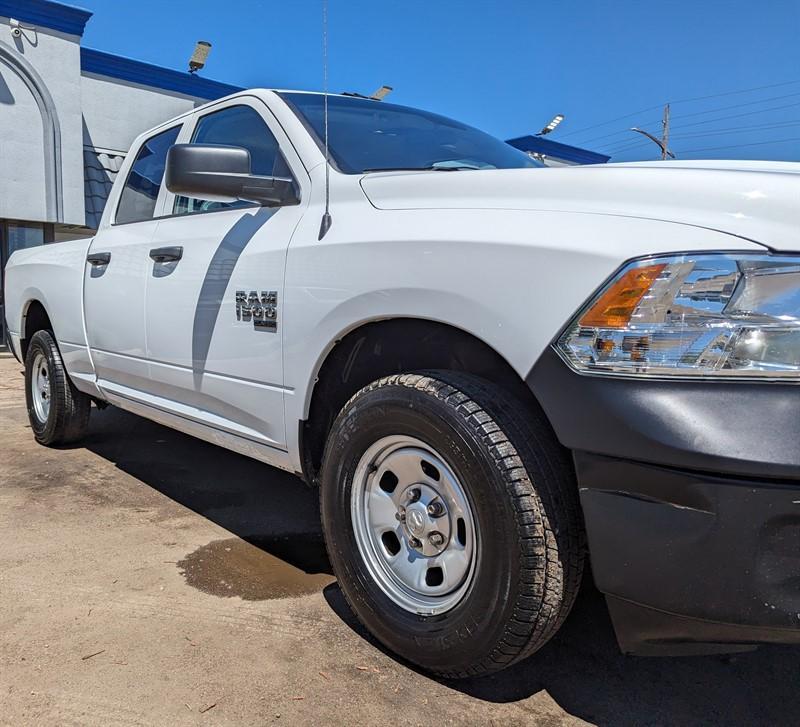 used 2020 Ram 1500 Classic car, priced at $17,595