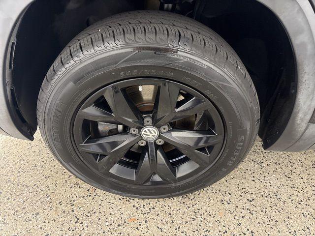 used 2018 Volkswagen Atlas car, priced at $15,875