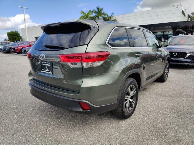 used 2019 Toyota Highlander car, priced at $21,606