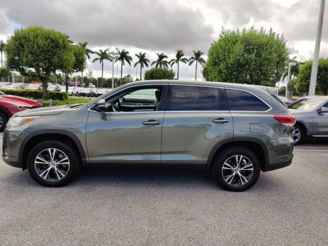 used 2019 Toyota Highlander car, priced at $21,606