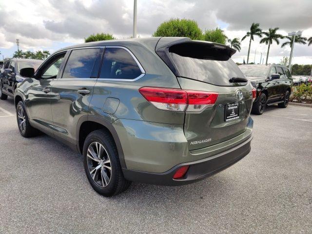 used 2019 Toyota Highlander car, priced at $21,606