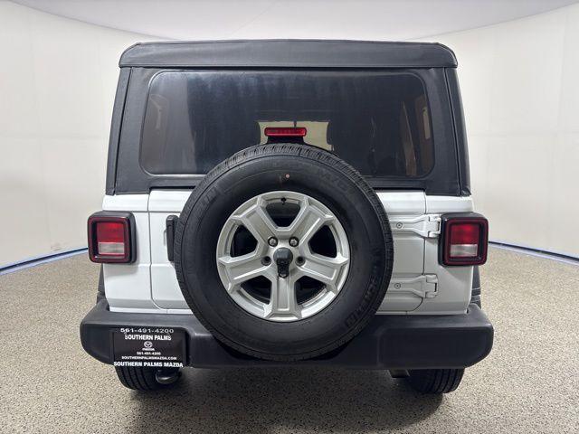 used 2022 Jeep Wrangler Unlimited car, priced at $28,162