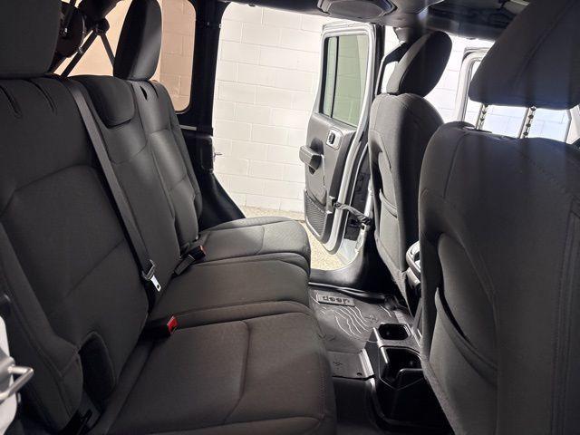 used 2022 Jeep Wrangler Unlimited car, priced at $28,162