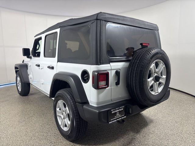 used 2022 Jeep Wrangler Unlimited car, priced at $28,162