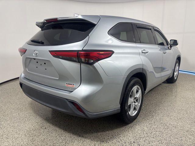 used 2021 Toyota Highlander car, priced at $25,192