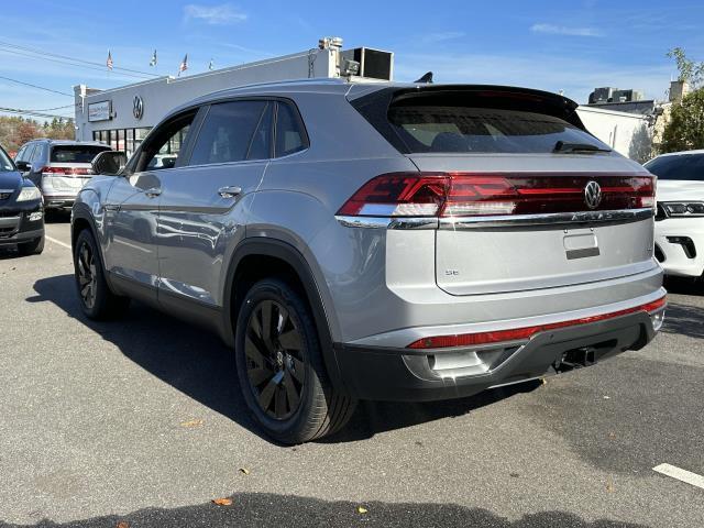 new 2024 Volkswagen Atlas Cross Sport car, priced at $42,669