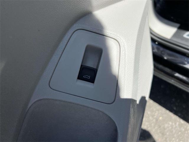 used 2022 Volkswagen Tiguan car, priced at $22,606