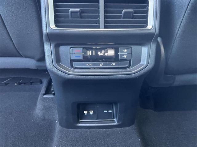 used 2025 Volkswagen Atlas car, priced at $39,497