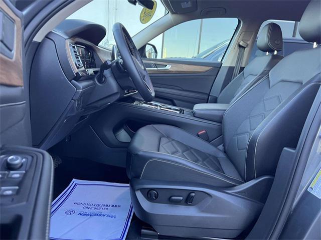 used 2025 Volkswagen Atlas car, priced at $39,497