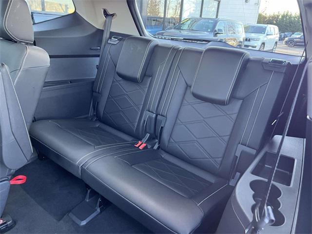 used 2025 Volkswagen Atlas car, priced at $39,497