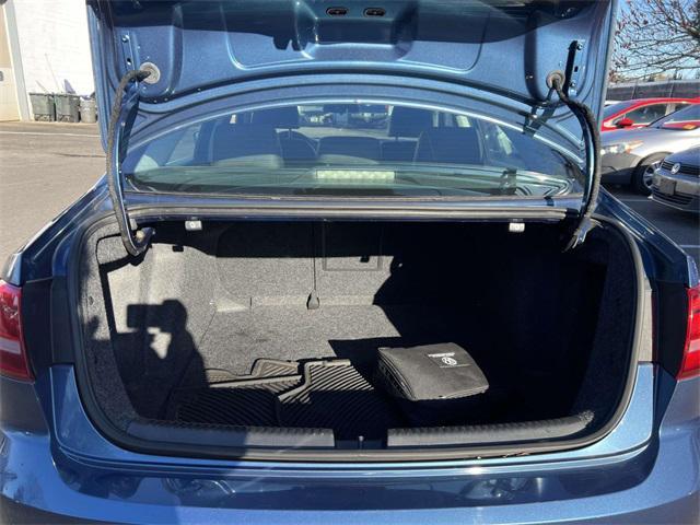 used 2015 Volkswagen Jetta car, priced at $5,873