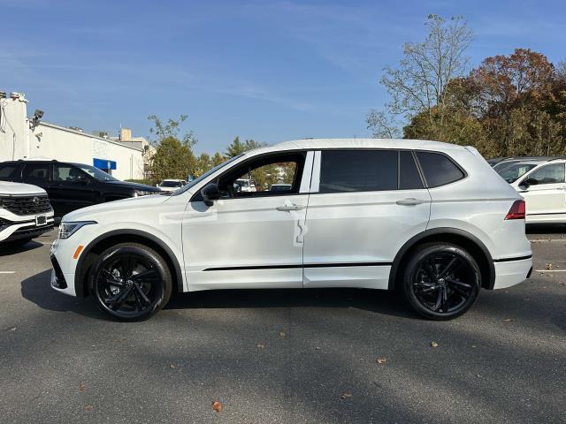 new 2024 Volkswagen Tiguan car, priced at $35,334