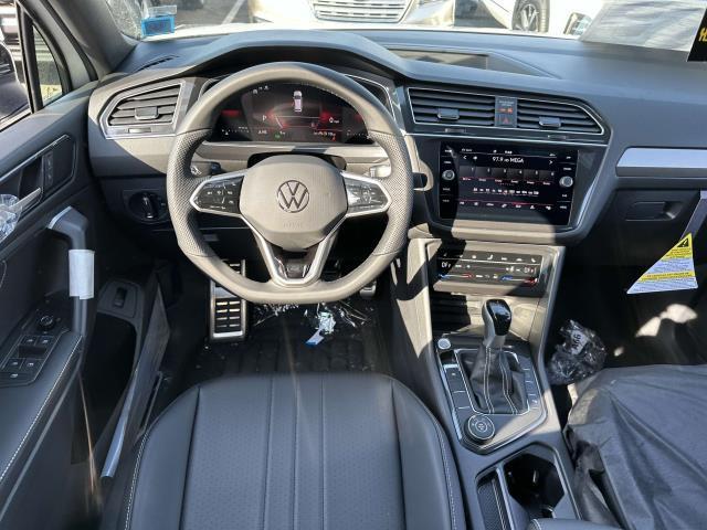 new 2024 Volkswagen Tiguan car, priced at $35,334