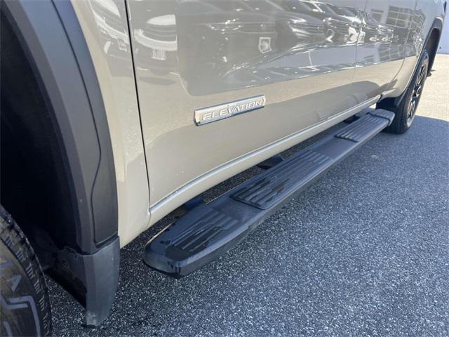 used 2022 GMC Sierra 1500 car, priced at $37,658