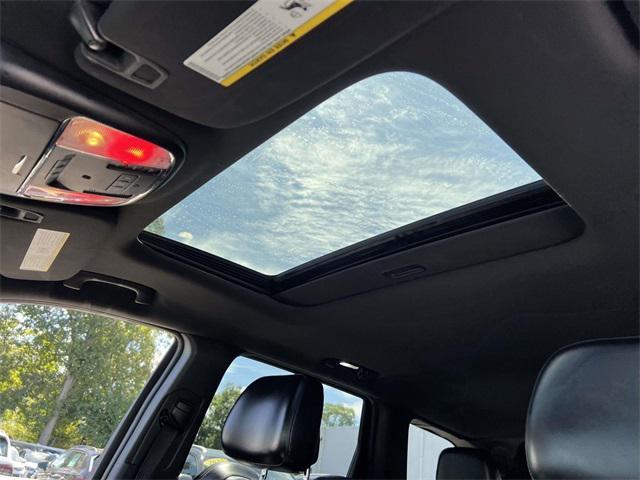 used 2014 Jeep Grand Cherokee car, priced at $9,348