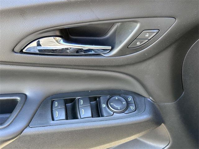 used 2021 Chevrolet Equinox car, priced at $19,609
