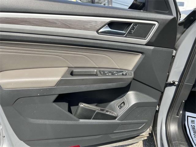 used 2022 Volkswagen Atlas Cross Sport car, priced at $26,091