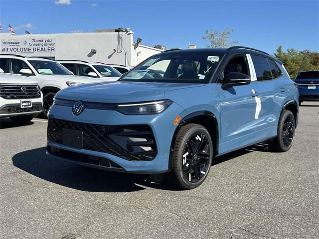 new 2025 Volkswagen Tiguan car, priced at $32,598