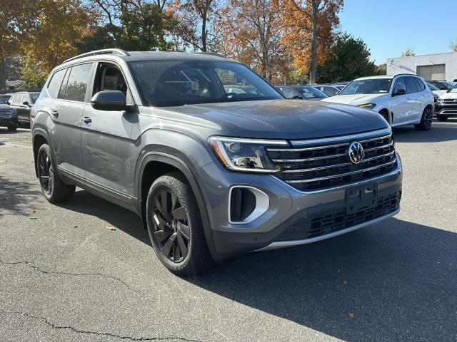 new 2024 Volkswagen Atlas car, priced at $42,116