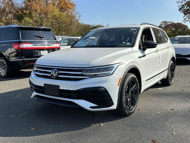 new 2024 Volkswagen Tiguan car, priced at $35,334