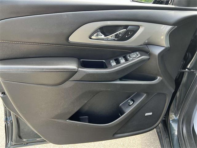 used 2020 Chevrolet Traverse car, priced at $21,034