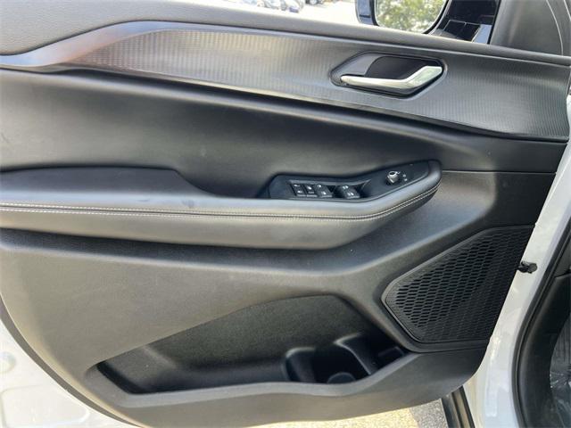 used 2024 Jeep Grand Cherokee L car, priced at $26,529