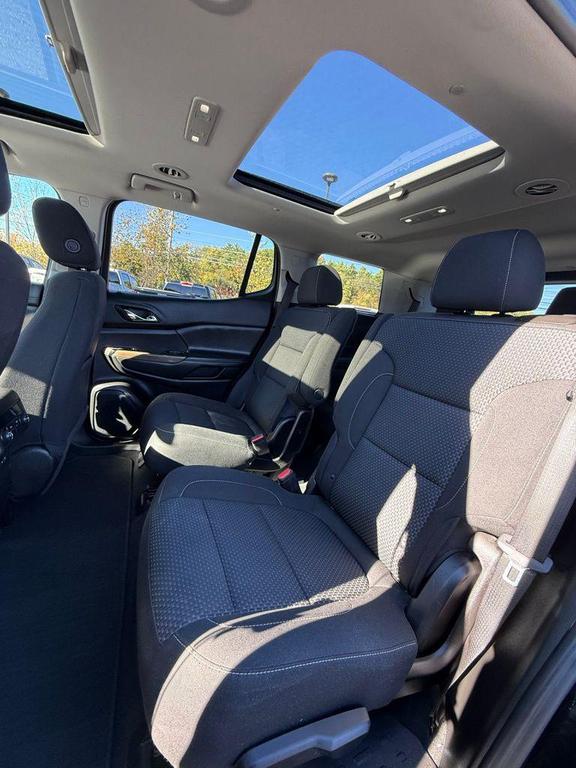 used 2022 GMC Acadia car, priced at $26,387