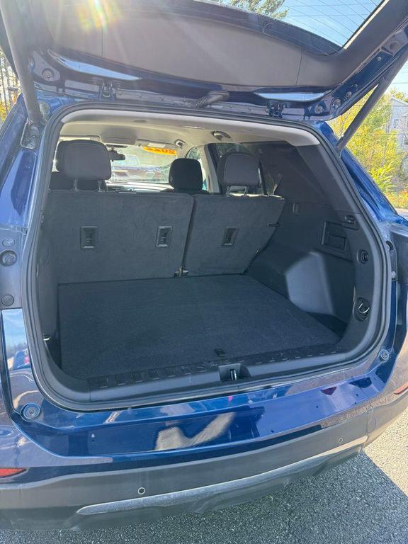 used 2022 Chevrolet Equinox car, priced at $21,324