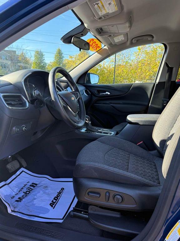 used 2022 Chevrolet Equinox car, priced at $21,324
