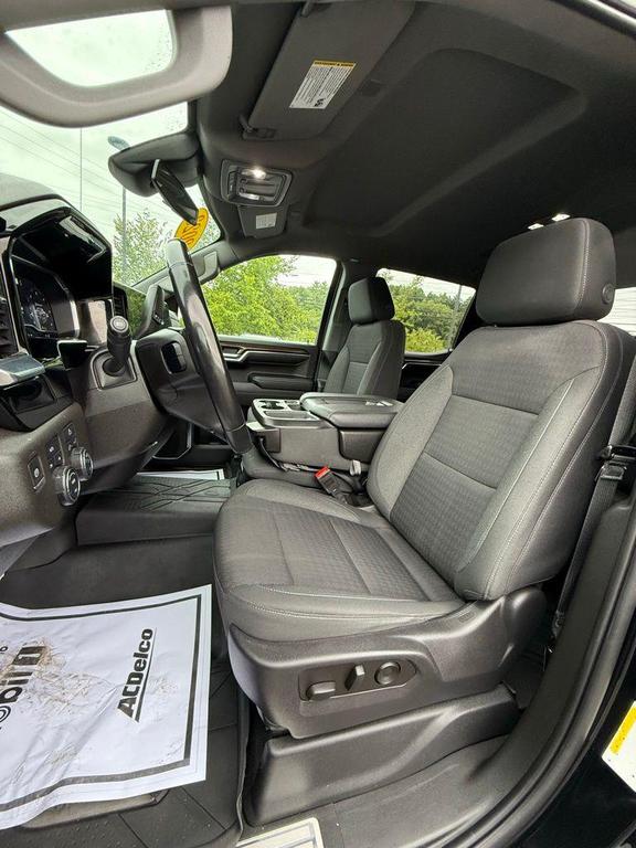 used 2023 Chevrolet Silverado 1500 car, priced at $39,135