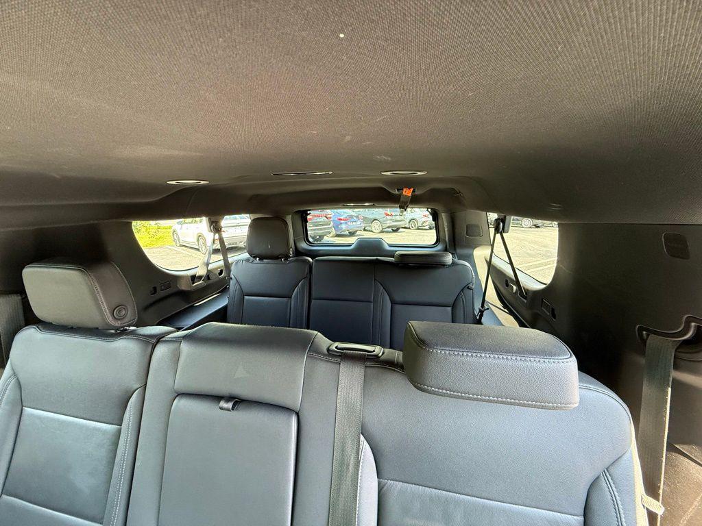 used 2022 Chevrolet Suburban car, priced at $41,901