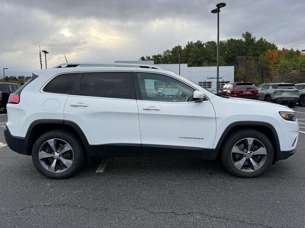 used 2019 Jeep Cherokee car, priced at $15,269
