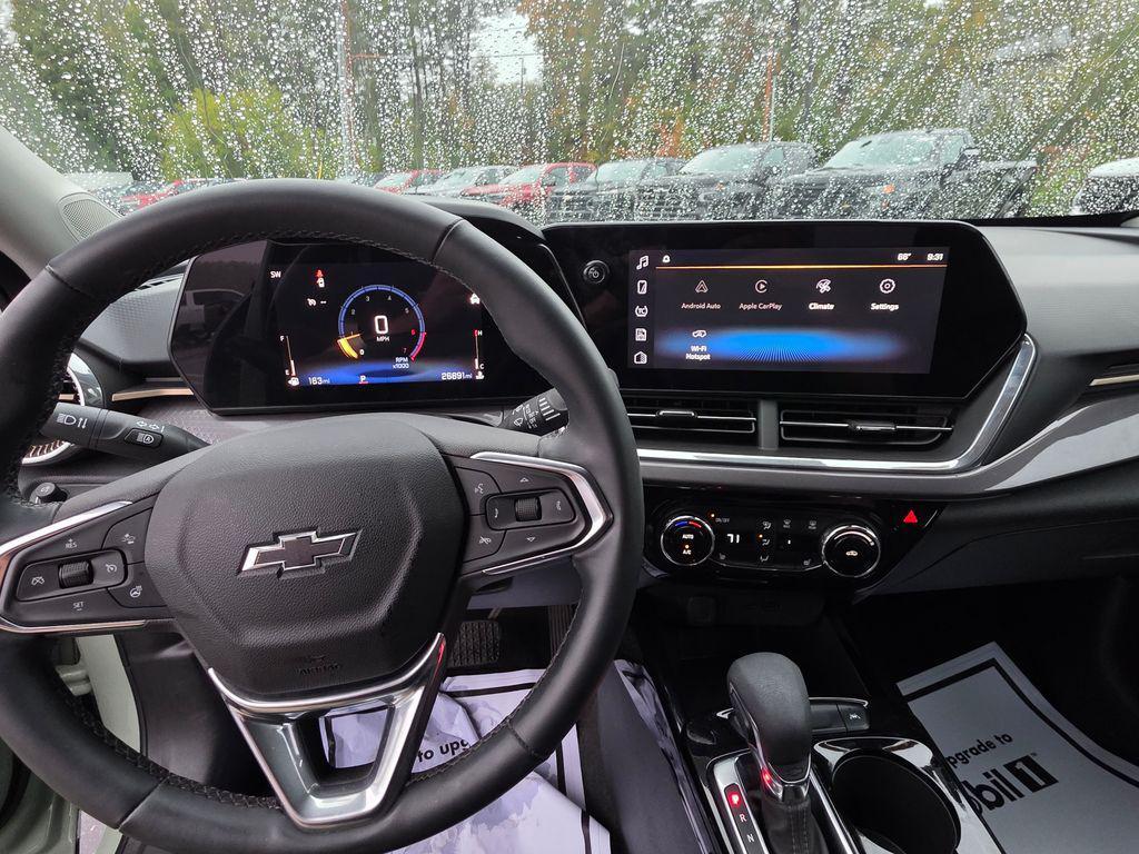 used 2024 Chevrolet Trax car, priced at $24,004