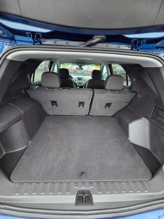 used 2023 Chevrolet Equinox car, priced at $23,948