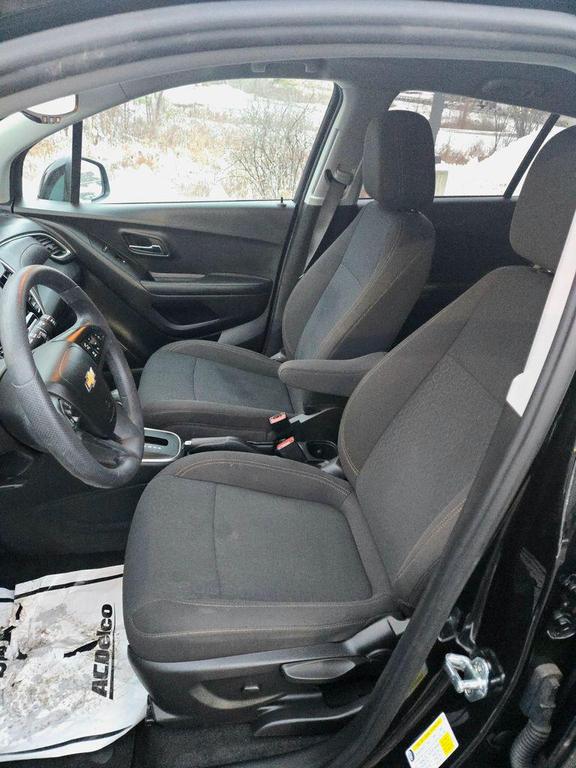 used 2022 Chevrolet Trax car, priced at $17,699