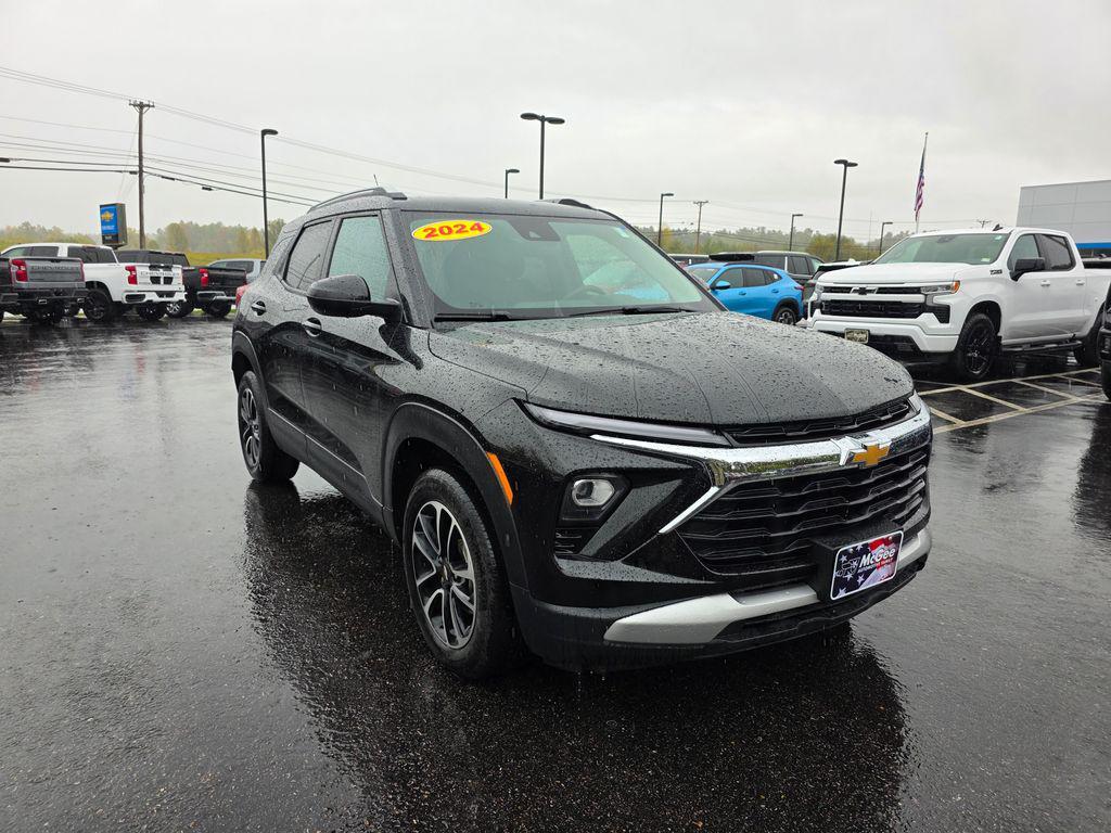 used 2024 Chevrolet TrailBlazer car, priced at $25,769