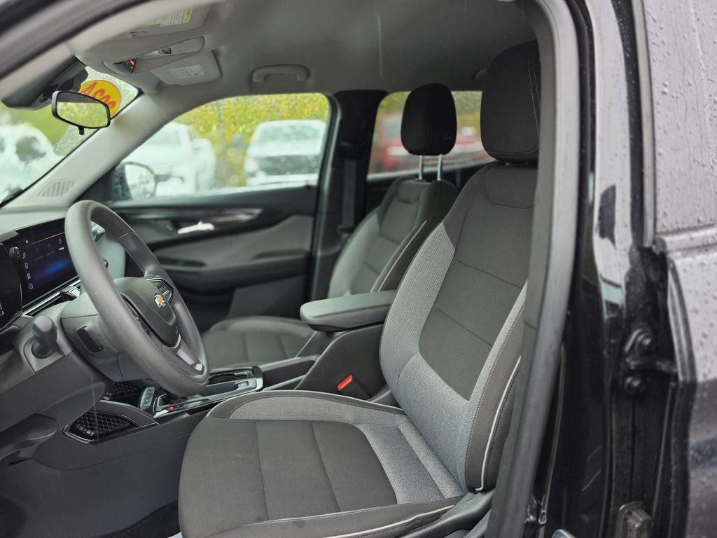 used 2024 Chevrolet TrailBlazer car, priced at $25,286
