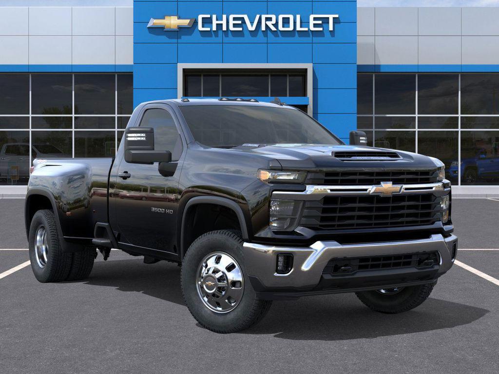 new 2026 Chevrolet Silverado 3500 car, priced at $72,400