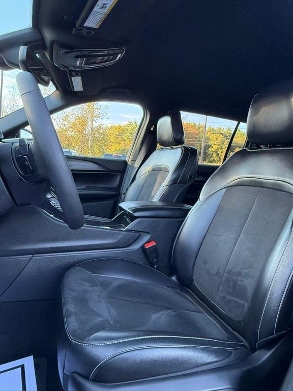 used 2024 Jeep Grand Cherokee L car, priced at $34,235