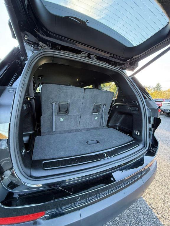 used 2024 Jeep Grand Cherokee L car, priced at $34,235