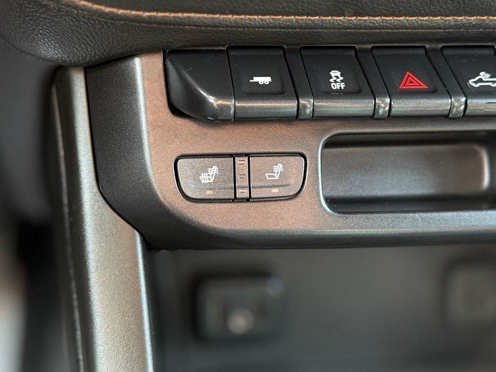 used 2021 GMC Canyon car, priced at $31,899