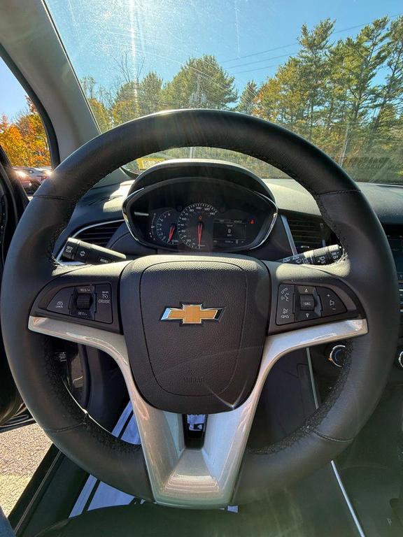 used 2022 Chevrolet Trax car, priced at $19,894