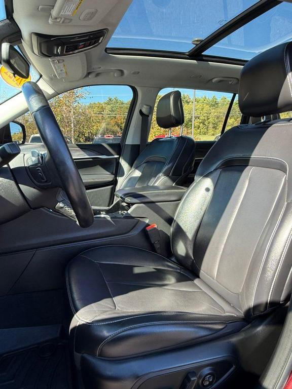 used 2021 Jeep Grand Cherokee L car, priced at $28,611