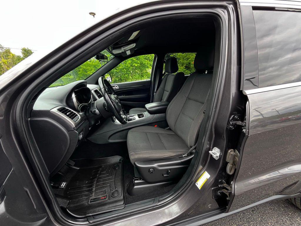 used 2020 Jeep Grand Cherokee car, priced at $19,103