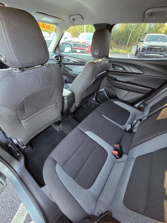 used 2024 Chevrolet TrailBlazer car, priced at $25,333