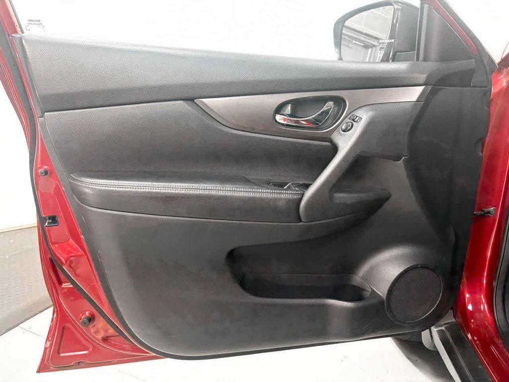 used 2014 Nissan Rogue car, priced at $7,700