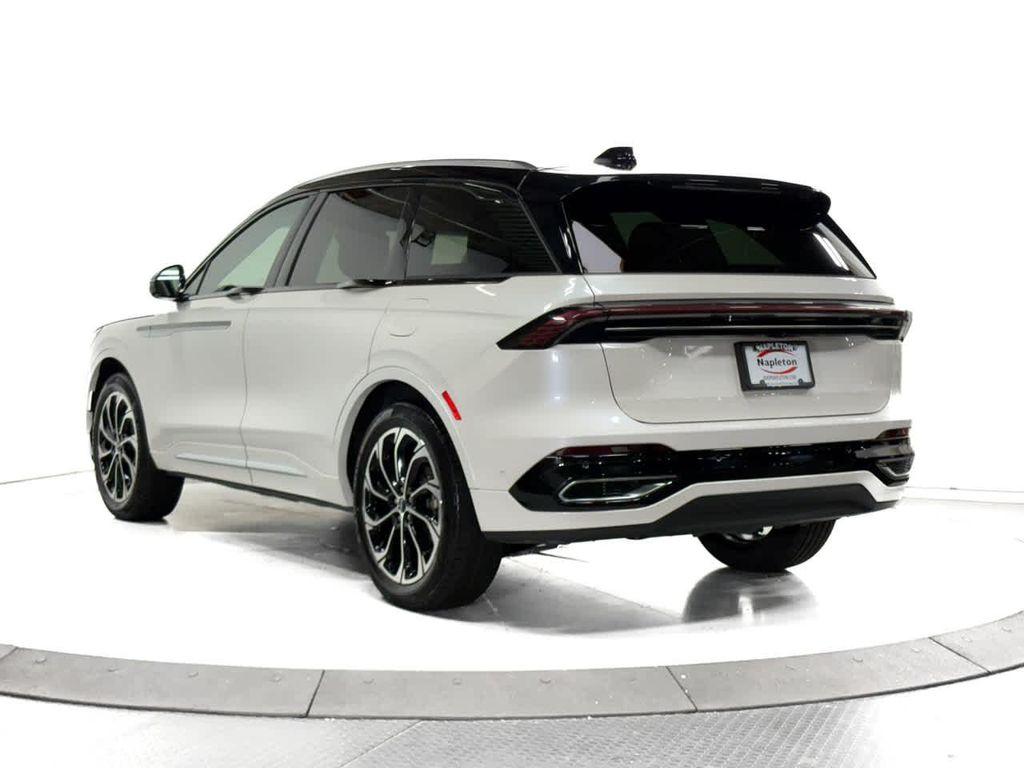 used 2024 Lincoln Nautilus car, priced at $51,213