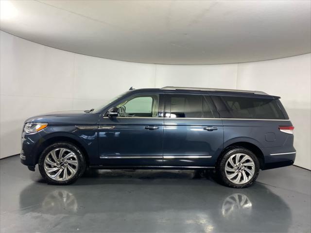 used 2022 Lincoln Navigator car, priced at $54,998