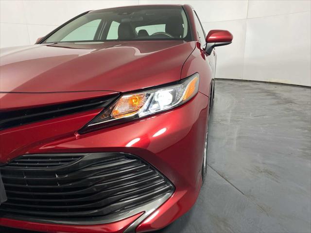 used 2018 Toyota Camry Hybrid car, priced at $19,998