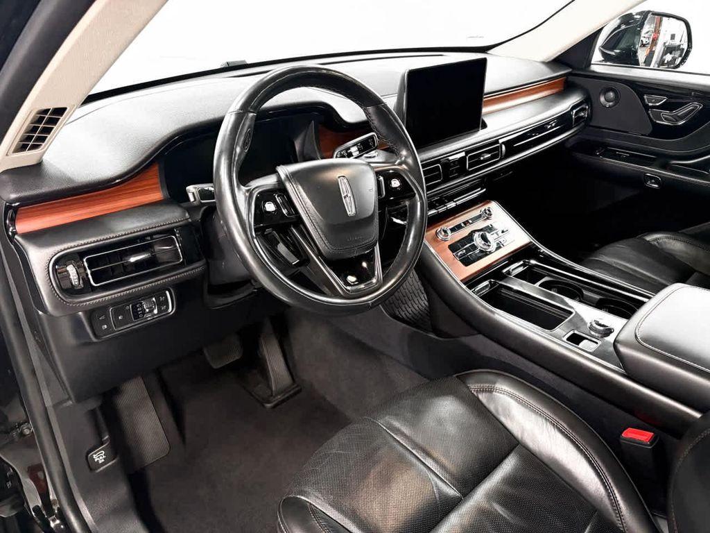 used 2022 Lincoln Aviator car, priced at $39,998